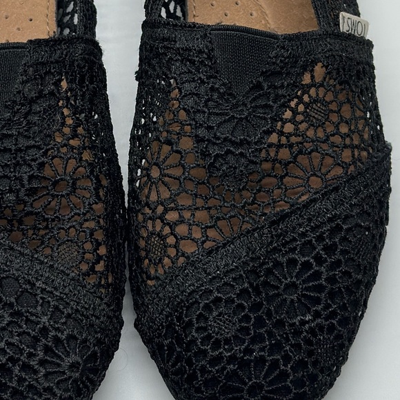 (2 Pairs) TOMS Women's (1) Turquoise‎ (1) Black Lace Flats (S50) - Picture 13 of 13